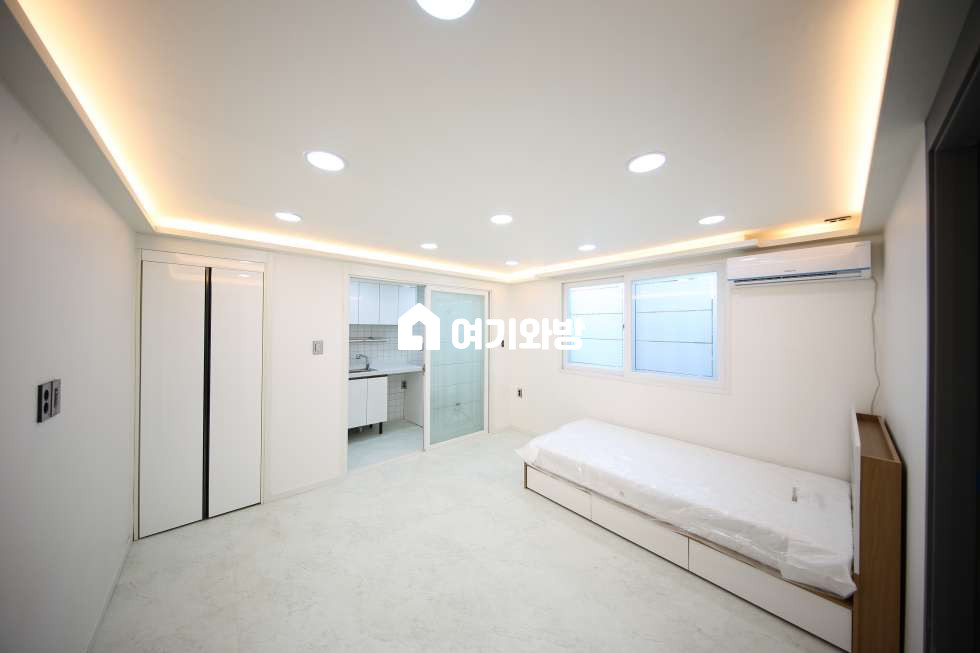 경북 구미시 진평동 1040-6 구미 진평동 원룸 삼성전자 도보 5분거리! 건조기 풀옵션! ★★★★★ 월세 매물번호 10555 사진 1