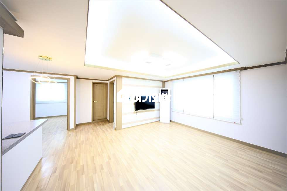 경북 구미시 봉곡동 140-9 구미 봉곡동 쓰리룸 주인세대 LH 전세 / 카카오뱅크 / 중기청 / HUG 보증보험 전문 분야 부동산 전세 매물번호 11197 사진 2
