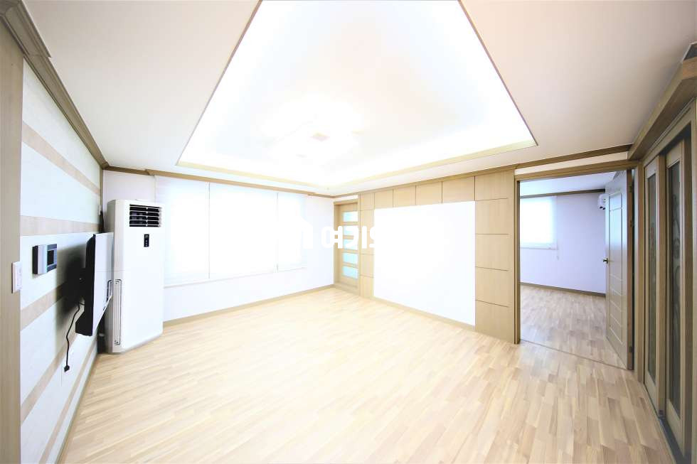 경북 구미시 봉곡동 140-9 구미 봉곡동 쓰리룸 주인세대 LH 전세 / 카카오뱅크 / 중기청 / HUG 보증보험 전문 분야 부동산 전세 매물번호 11197 사진 5