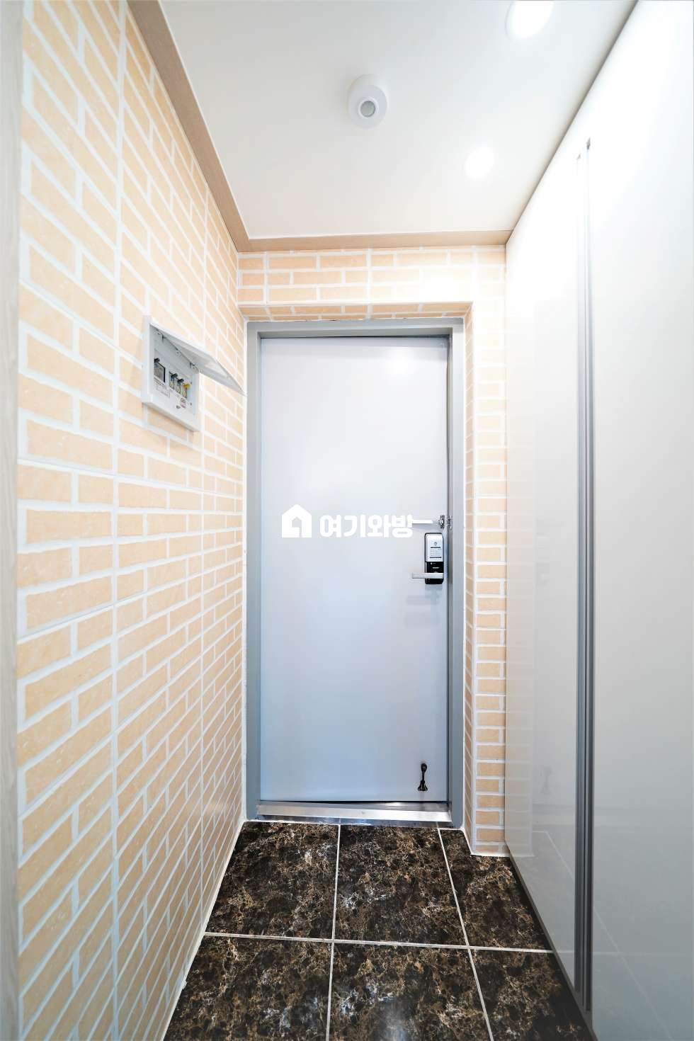 경북 구미시 진평동 87-6 구미 진평동 투룸 고퀄리티 인테리어 스타일러 옵션 까지! 월세 매물번호 11901 사진 15