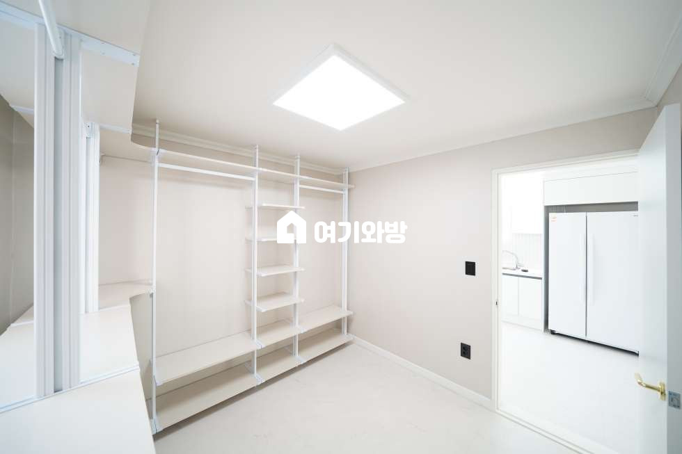 경북 구미시 진평동 140-2 구미 진평동 투룸 신축 구조 정말 좋습니다 보시죠! 월세 매물번호 12173 사진 9
