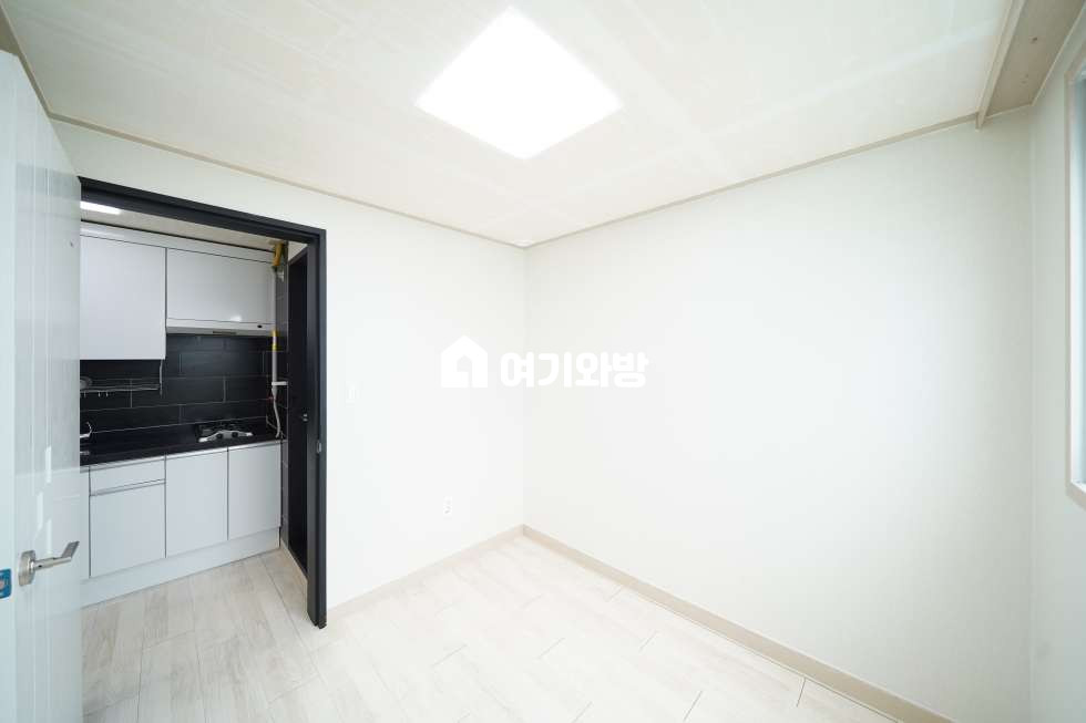 경북 구미시 인의동 825-22 구미 인동 투룸 침대, 붙박이장 풀옵션 최고!!! 월세 매물번호 12051 사진 8
