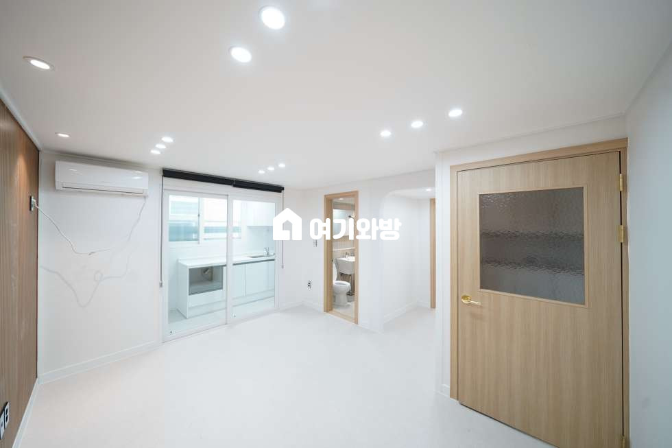 경북 구미시 송정동 31-8 구미 송정동 미투 정말 넓은 구조 최상급 위치 보시죠!!! 월세 매물번호 12239 사진 1