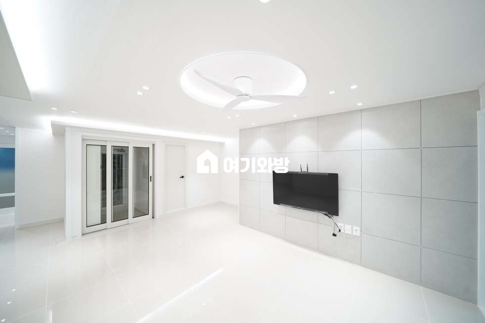 경북 구미시 옥계동 743-12 (겨울정원) 구미 옥계동 쓰리룸 LH 전세 가능한 아파트 급 일등 매물 등록! 전세 매물번호 12247 사진 1