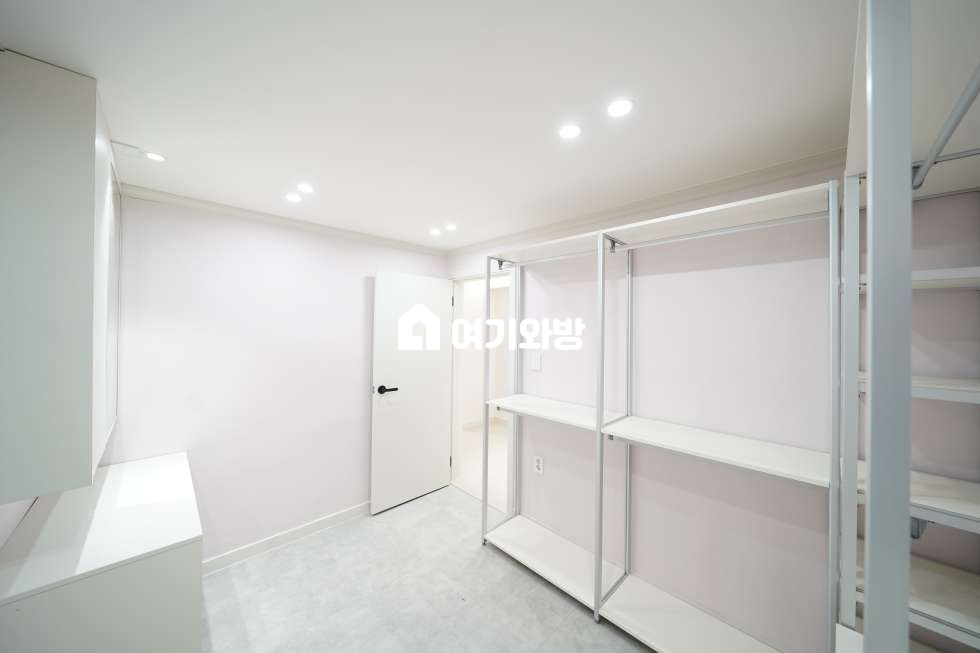 경북 구미시 옥계동 743-12 (겨울정원) 구미 옥계동 쓰리룸 LH 전세 가능한 아파트 급 일등 매물 등록! 전세 매물번호 12247 사진 13